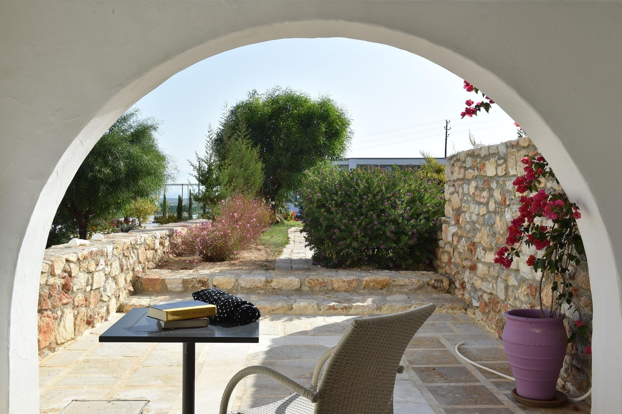 Naoussa Hills Boutique Resort- Adults Only ปาริเกีย ภายนอก รูปภาพ