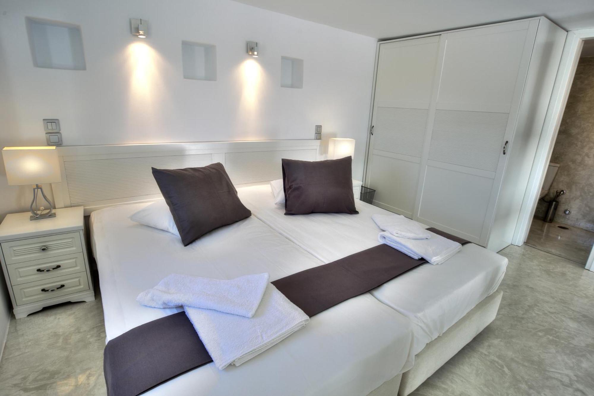 Naoussa Hills Boutique Resort- Adults Only ปาริเกีย ภายนอก รูปภาพ