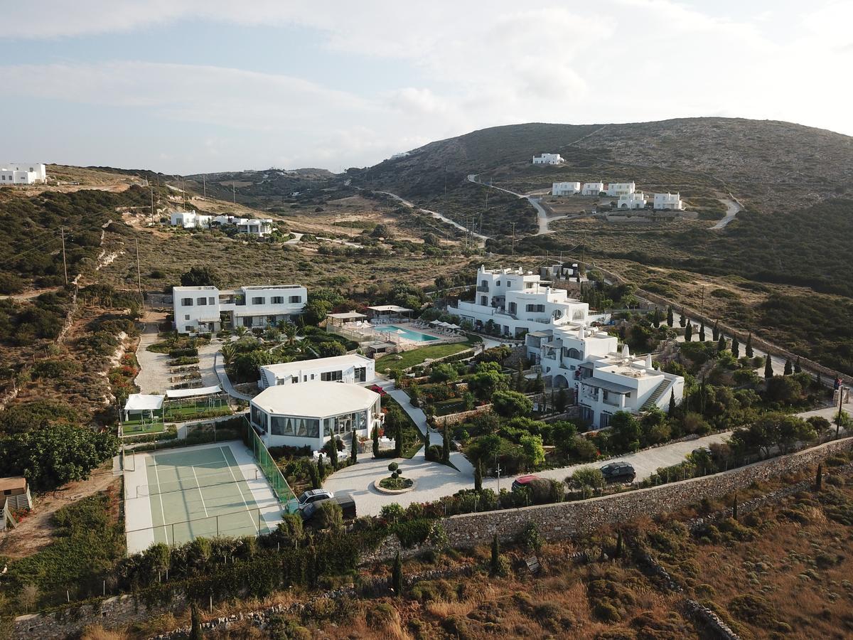 Naoussa Hills Boutique Resort- Adults Only ปาริเกีย ภายนอก รูปภาพ